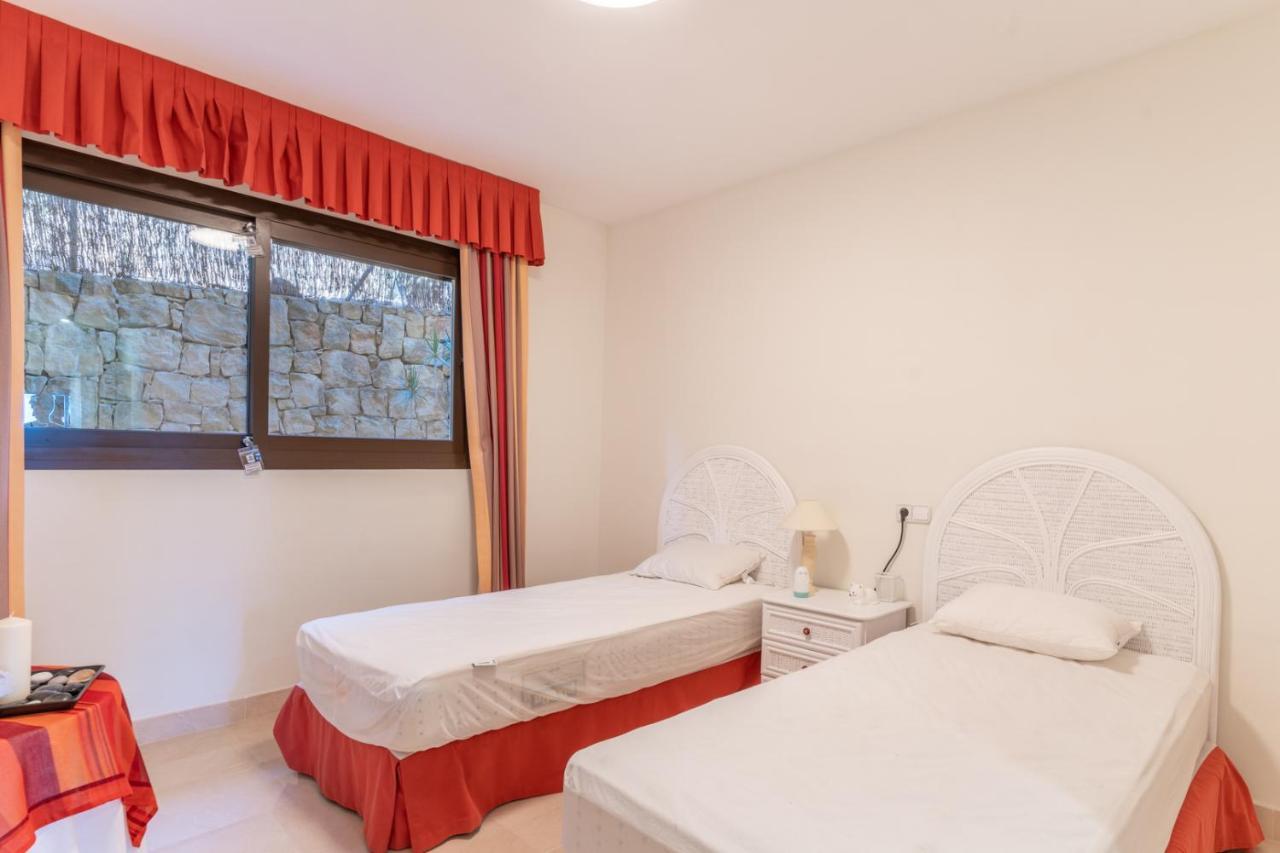 Los Arqueros Golf Apartments ベナアビス エクステリア 写真