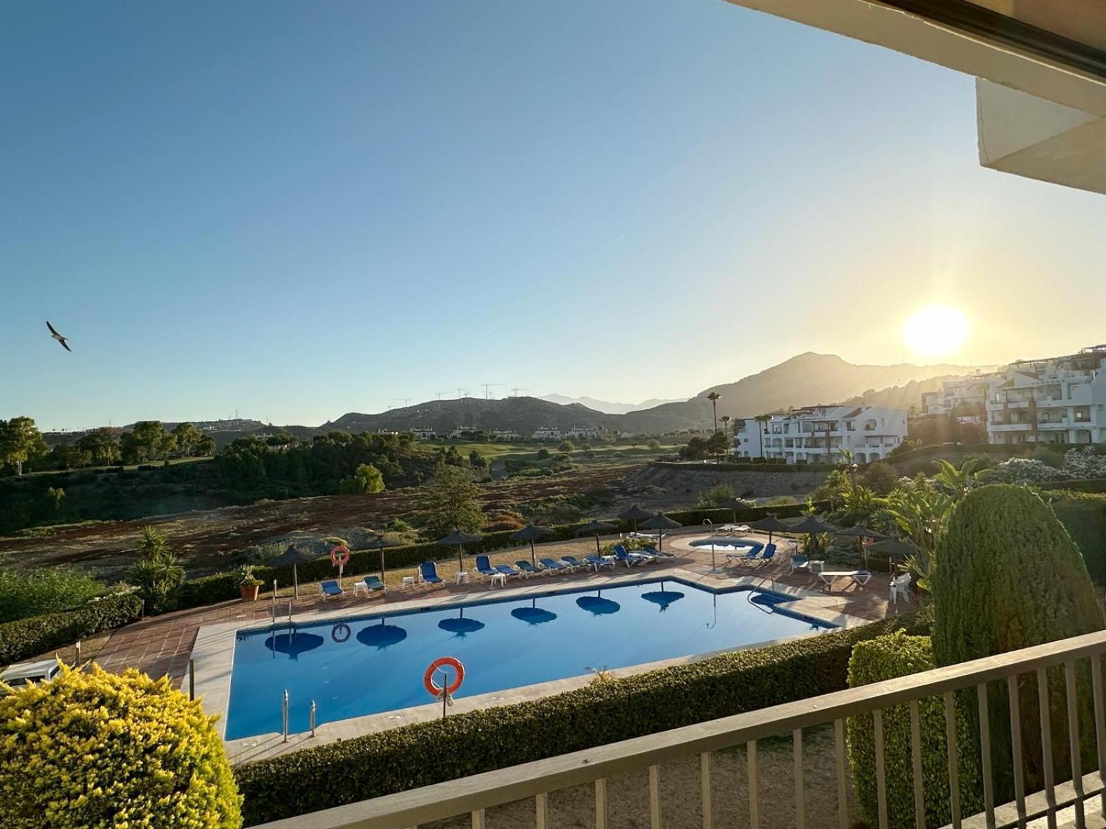 Los Arqueros Golf Apartments ベナアビス エクステリア 写真